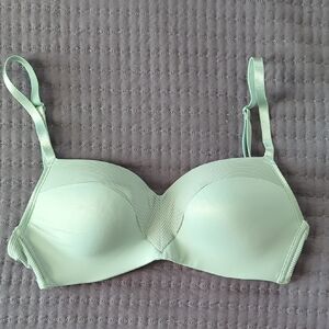 Soma Light Mint Green T-Shirt Bra